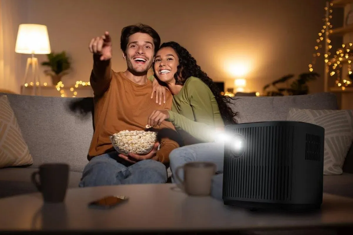 RCA, 720P Home Theater Projector, 120 ANSI, RPJ181, Black
